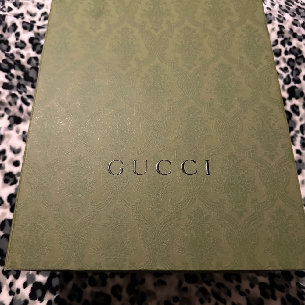 Gucci purse - Picture 2 of 9